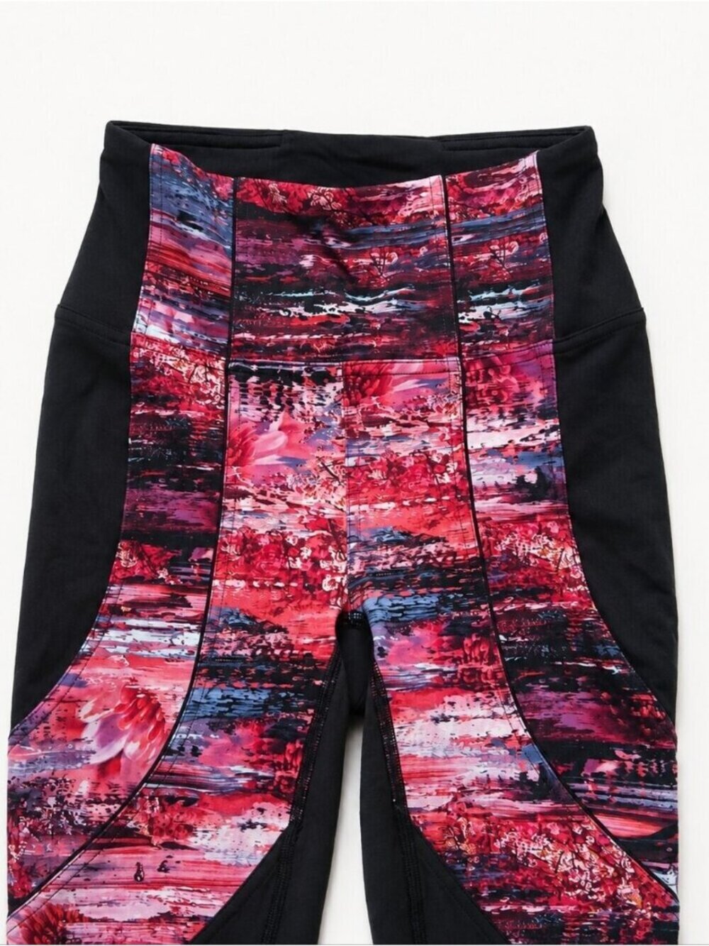 Lululemon Sculpted Panel Leggings Size 4  Black & Pink Print 11.5"x38" Yoga Gym - Picture 6 of 8